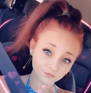 Meet your Posher, Tenielle